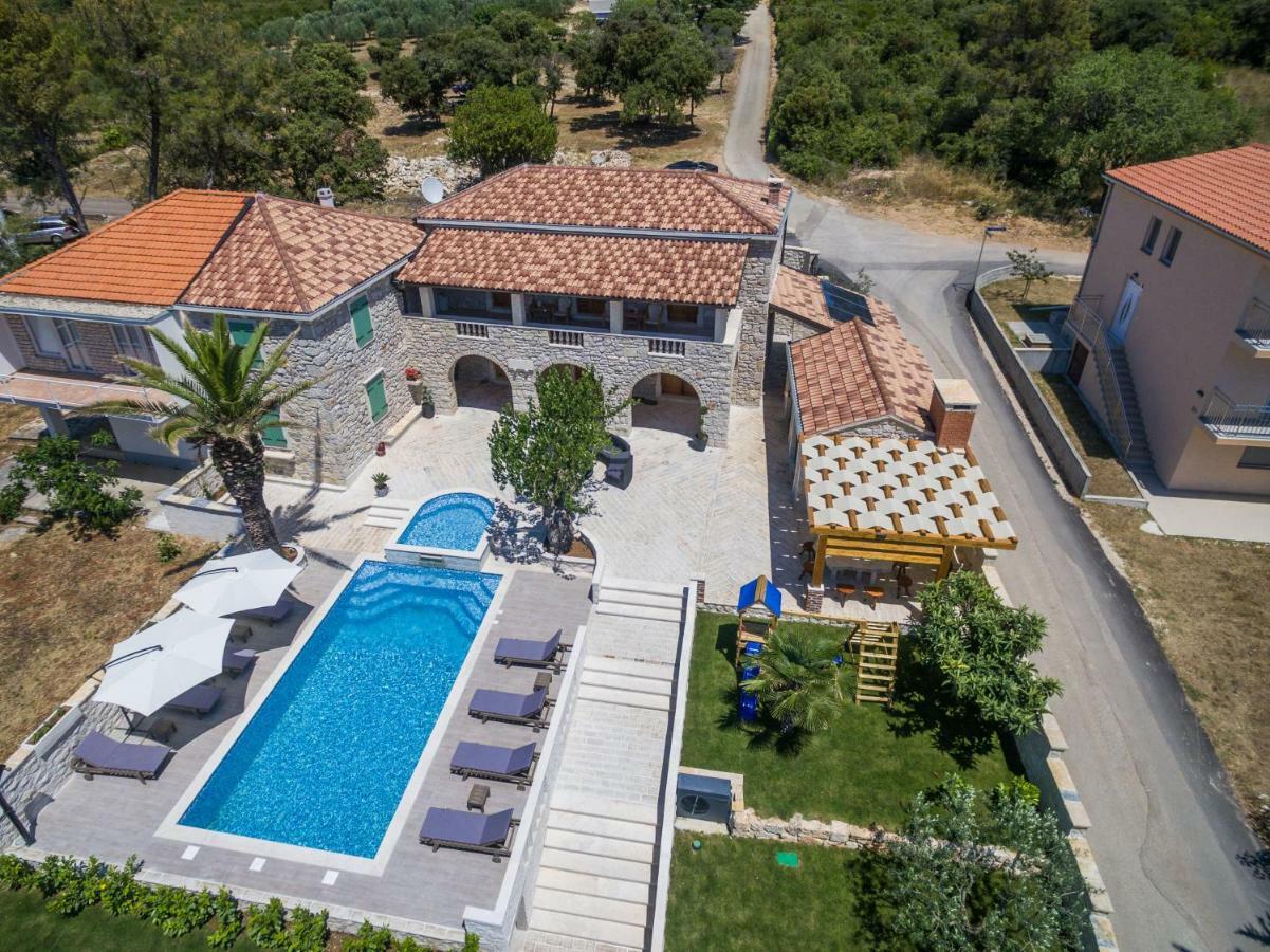 Villa Dumina Sukošan Exterior foto